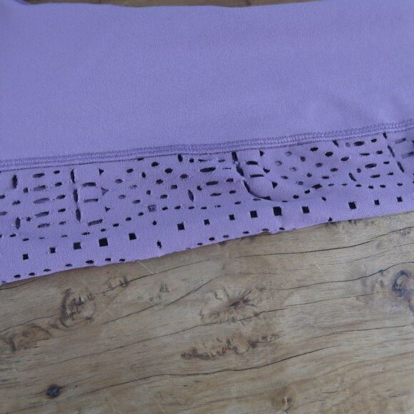 90 DEGREE PLUM LASER CUT OUT WAISTBAND POCKET SIDE POCKETS CAPRI LEGGINGS SMALL - Picture 6 of 10